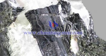 【直播新聞】鎢精礦成交不理想 鎢粉隨行暫穩 鎢礦圖片
