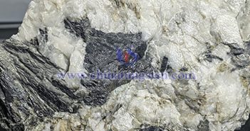 黑鎢礦的化學性質有哪些? 中鎢智造黑鎢礦圖片