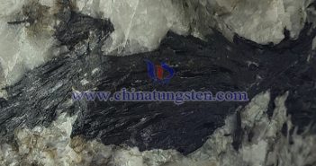 什麼是黑鎢礦? 中鎢智造黑鎢礦圖片