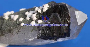 一季度出口鎢品恢復(fù)性增長(zhǎng) 鎢精礦砂圖片