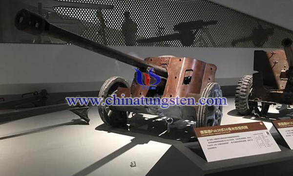使用鎢合金穿甲彈的Pak-38火炮在中國斷了鎢礦供應後,很快出現打擊力下降的問題