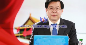 贛州:發展生態+工業 改造提升鎢等傳統產業 江西省贛州市委副書記、市長曾文明圖片