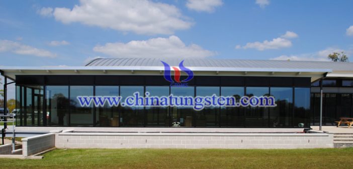 新型節能材料：紫色氧化鎢電致變色膜圖片